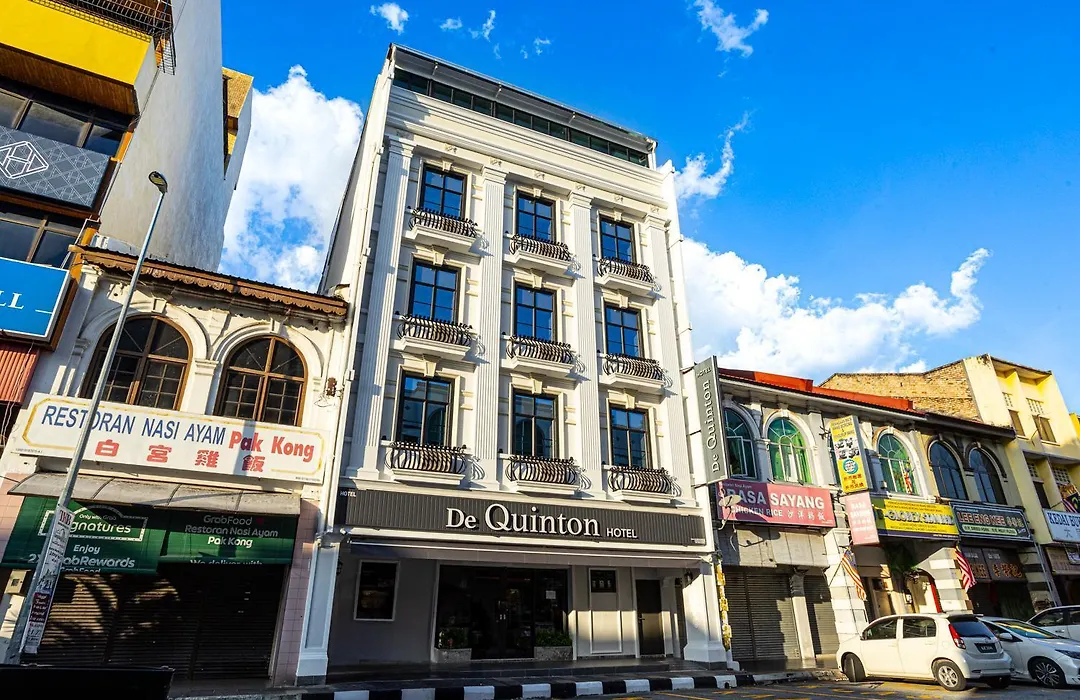 De Quinton Hotel-1
